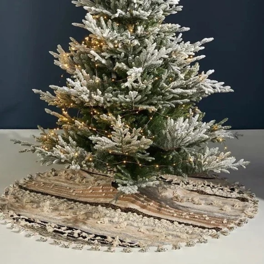 NWT Anthropologie All Roads Textured Christmas Tree Skirt